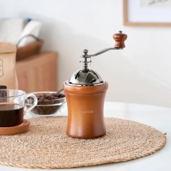 Hario Dome Keramisk Manuell Kaffekvarn Trä/Stål